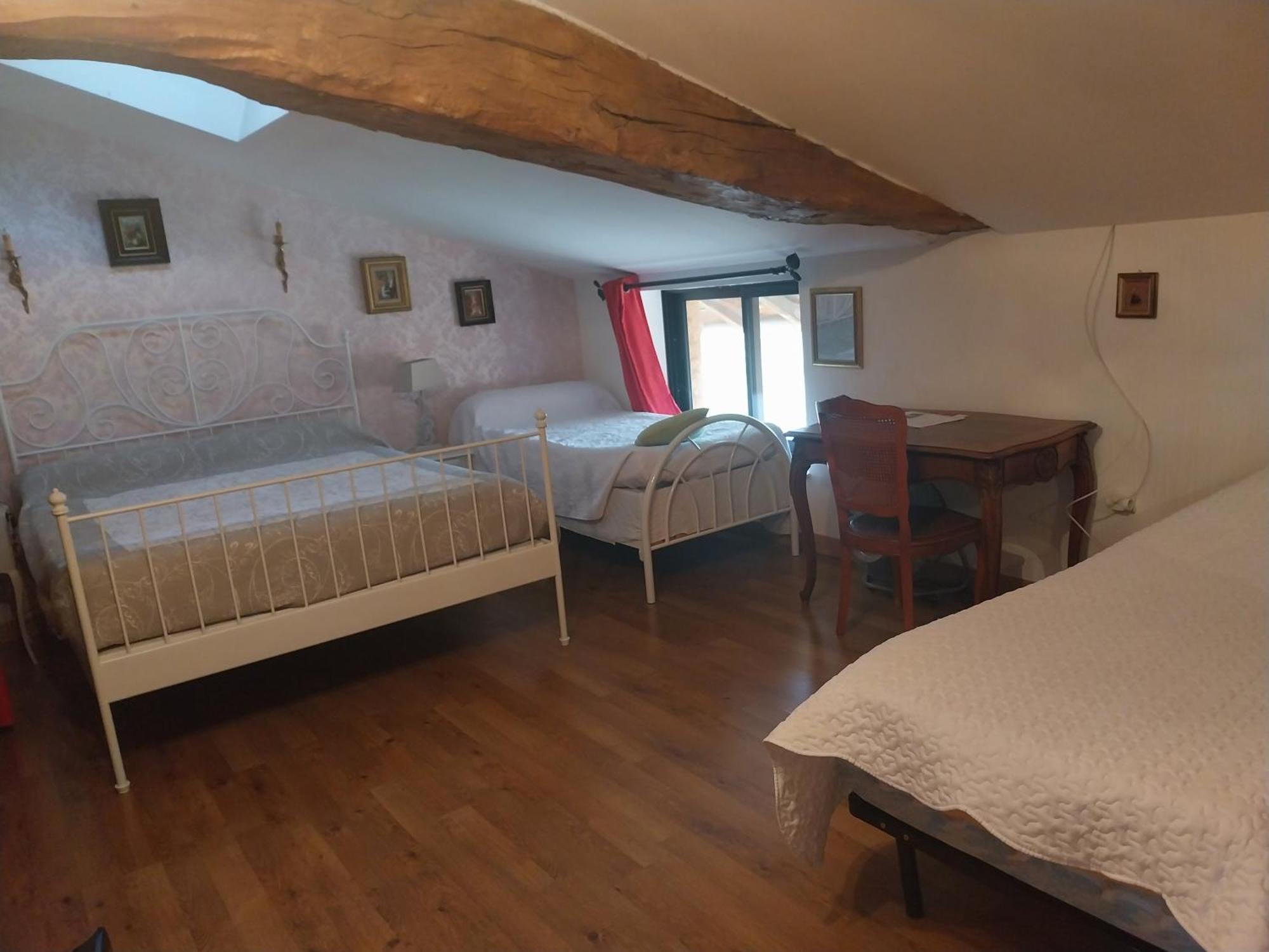 La Providence Hotell Illiat Eksteriør bilde